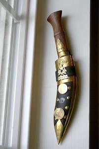knife-nepal