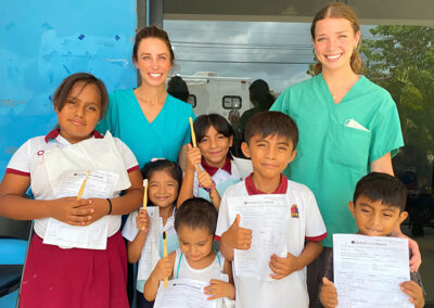 Dentists and Kids at CFAC & SmileTree sponsored clinic Mexico
